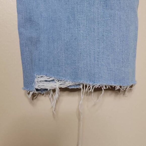 LOFT The Kick Crop Light Wash Frayed Hem Denim Jeans 12 - Picture 7 of 12